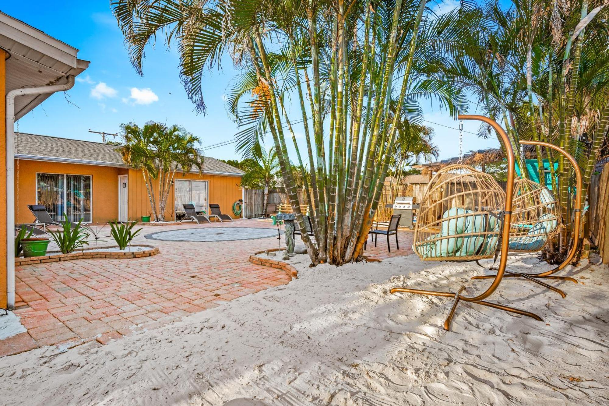 Coastal Villa W Amazing Courtyard - Splash Pad! Sarasota Exterior photo
