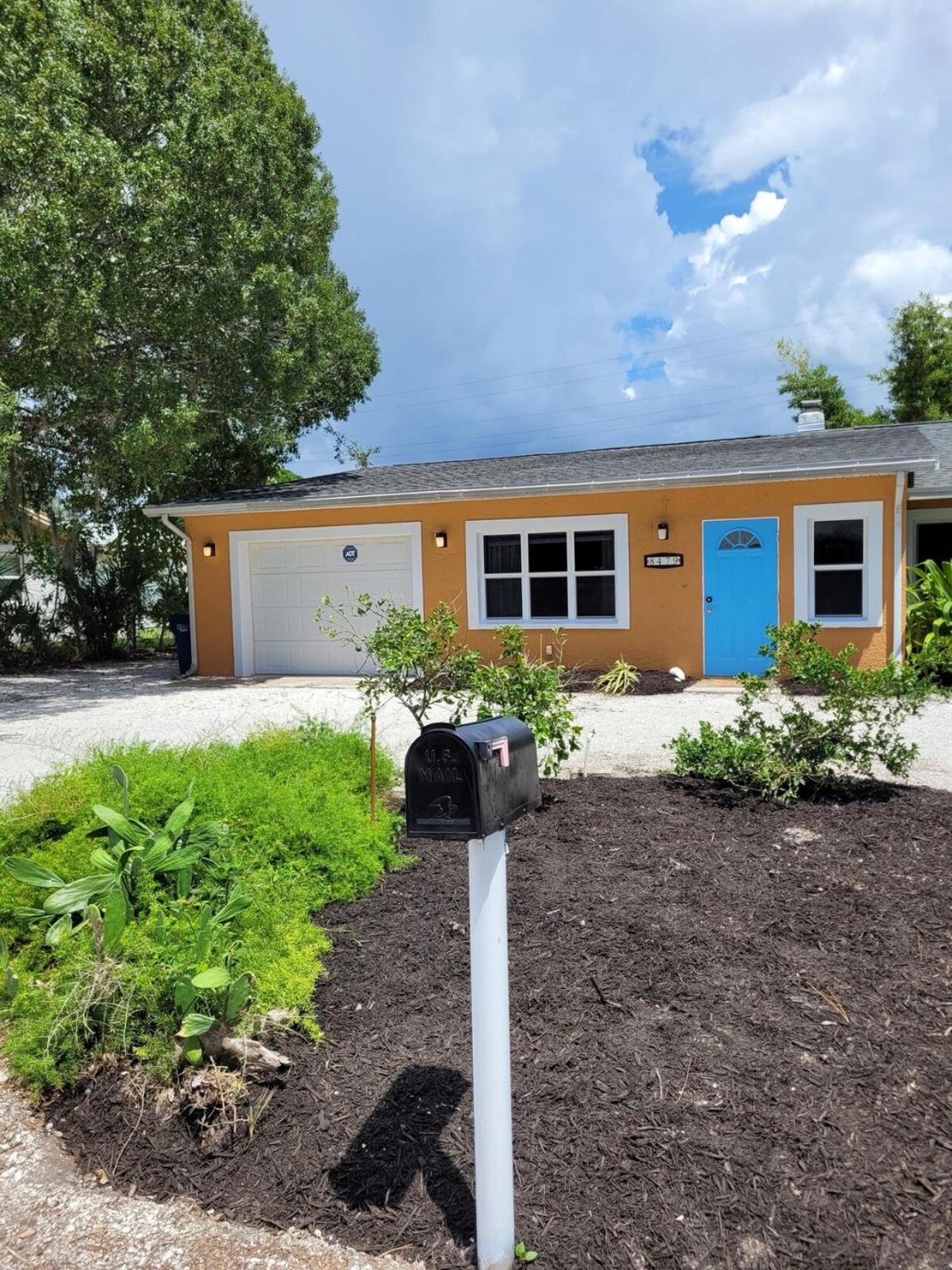 Coastal Villa W Amazing Courtyard - Splash Pad! Sarasota Exterior photo